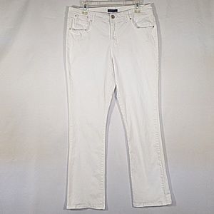 Bandolino "Sheryl Baby Boot" White Jeans